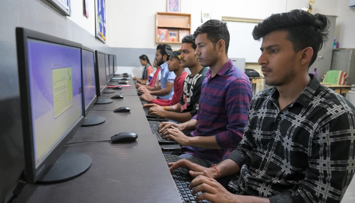 Course - ADVANCE DIPLOMA IN COMPUTER APPLICATION WITH TALLY